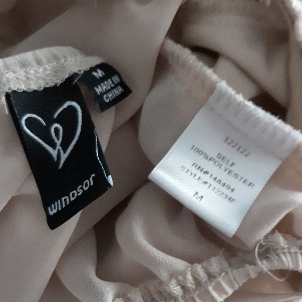 Windsor Chiffon Crop Blouse - Picture 4 of 4